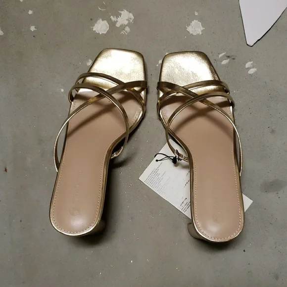 Nwt Women's Gold Strappy Heels - Picture 4 of 4